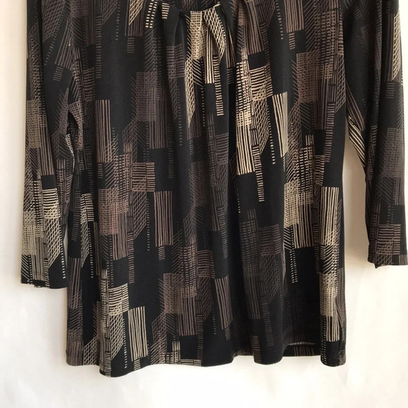 Liz Claiborne easy care 3/4-sleeve blouse, size L - Picture 3 of 9